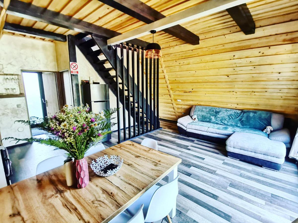Tana Dell Lupo Villa โกลีบิตซา ภายนอก รูปภาพ