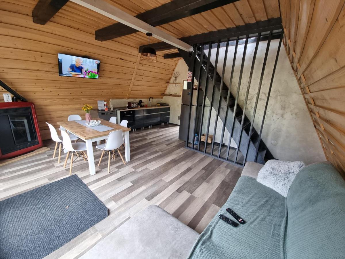 Tana Dell Lupo Villa โกลีบิตซา ภายนอก รูปภาพ